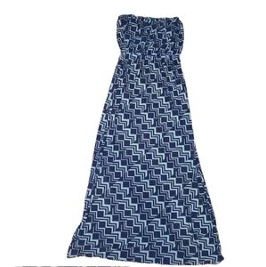 Geometric Pattern Maxi Dress